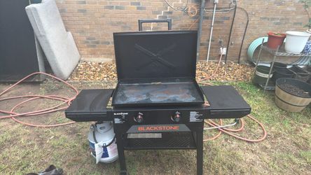 Blackstone 2-Burner Outdoor Flat Top Griddle
