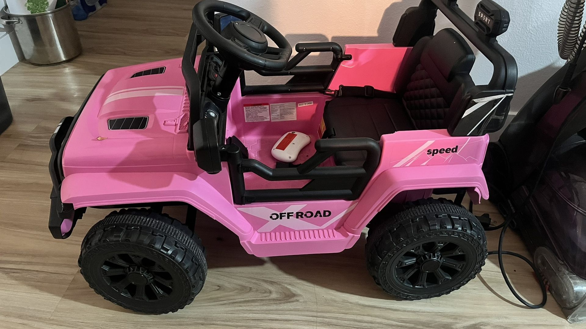 Electric Play Jeep