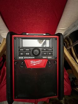 Milwakee M-18 Radio $160 Usado Como Nuebo