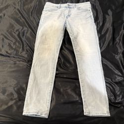 Skinny jeans