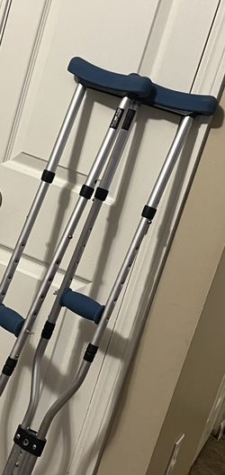crutches 