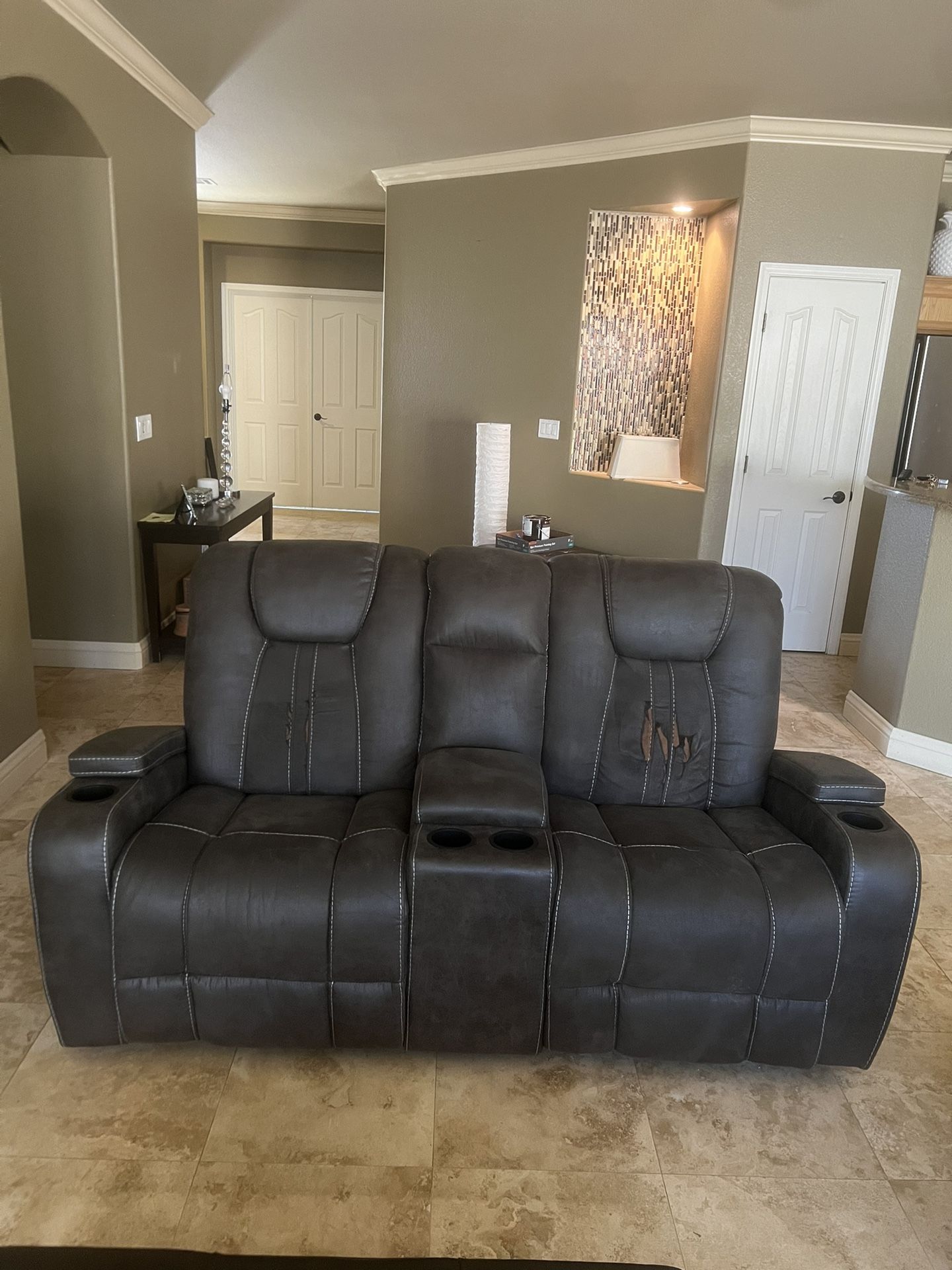 Beautiful Loveseat Recliners
