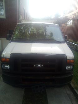 2011 Ford e250
