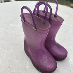 Girls Raining Boots Size 5 