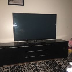 65” Panasonic Smart T.v LCD Plasma