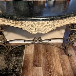 XL Dark green marble, wood, and wrought iron table