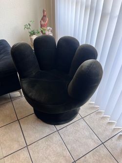Mid-Century Modern vintage Hand Chair in Black Velour, USA, 20th Century - MCM, Retro, Post Modern