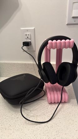 Project Rock / ROC Over-Ear Headphones by Under Armour x JBL – with Case