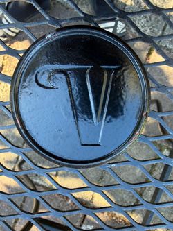 Black Round Embossed Logo Cap Cover