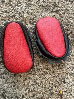 Infant Red Bottoms Sz 2c
