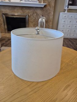 Great condition!! Lamp shade
