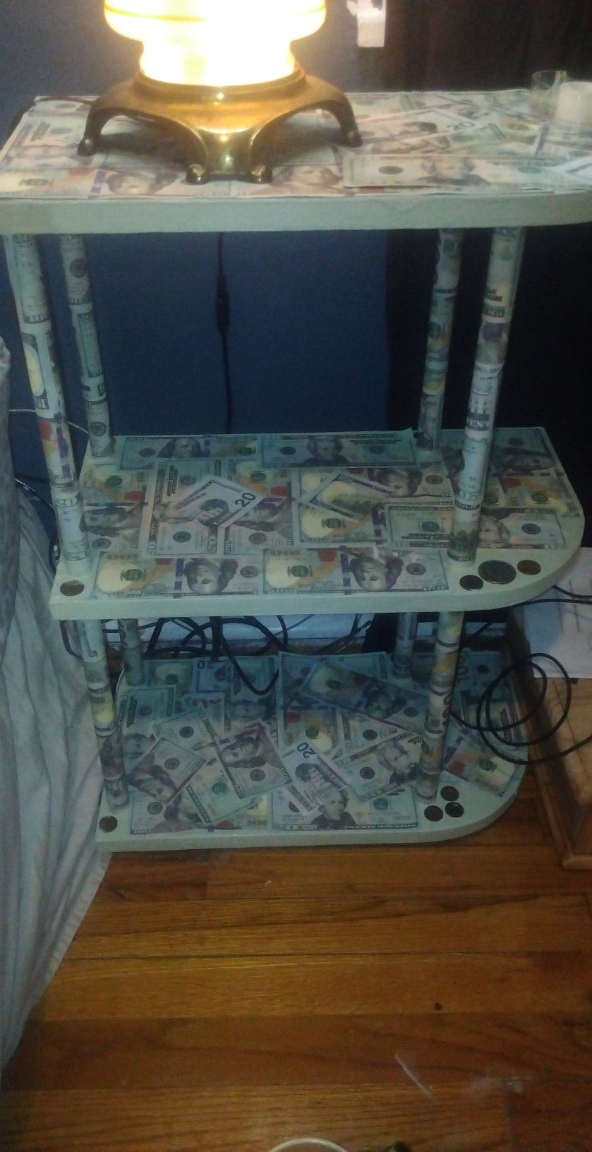 Lightweight Money Table