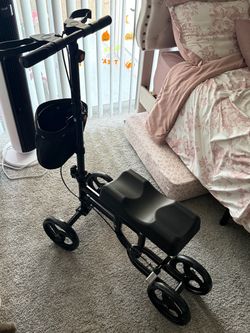 knee scooter
