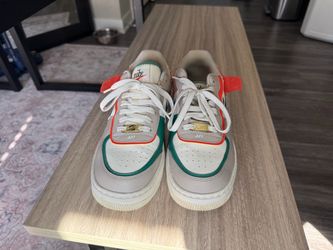 Nike shoes