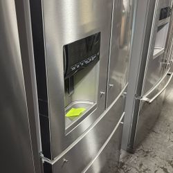 Whirlpool Refrigerator 