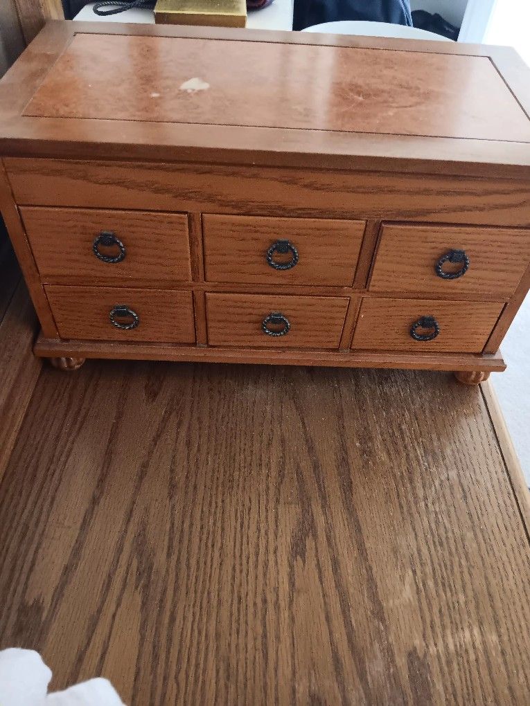 Vintage Jewelry Box