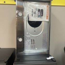 Top Rated Vissani Sarela 30 in. W x 7 in. H 500CFM Convertible Under Cabinet Range Hood in Stainless Steel  Missing Filters