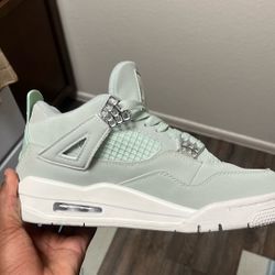 jordan 4 retro size 7-,7-5