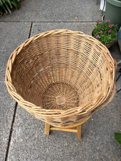 Large Wicker Basket with Wooden Legs