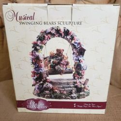 Classic Treasures, Musical Singing Bears Sculpture