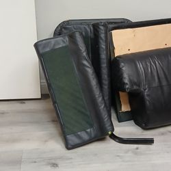 Classic Black Leather Chair – Great Price!