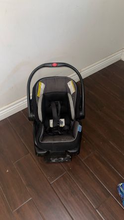 Infant car seat