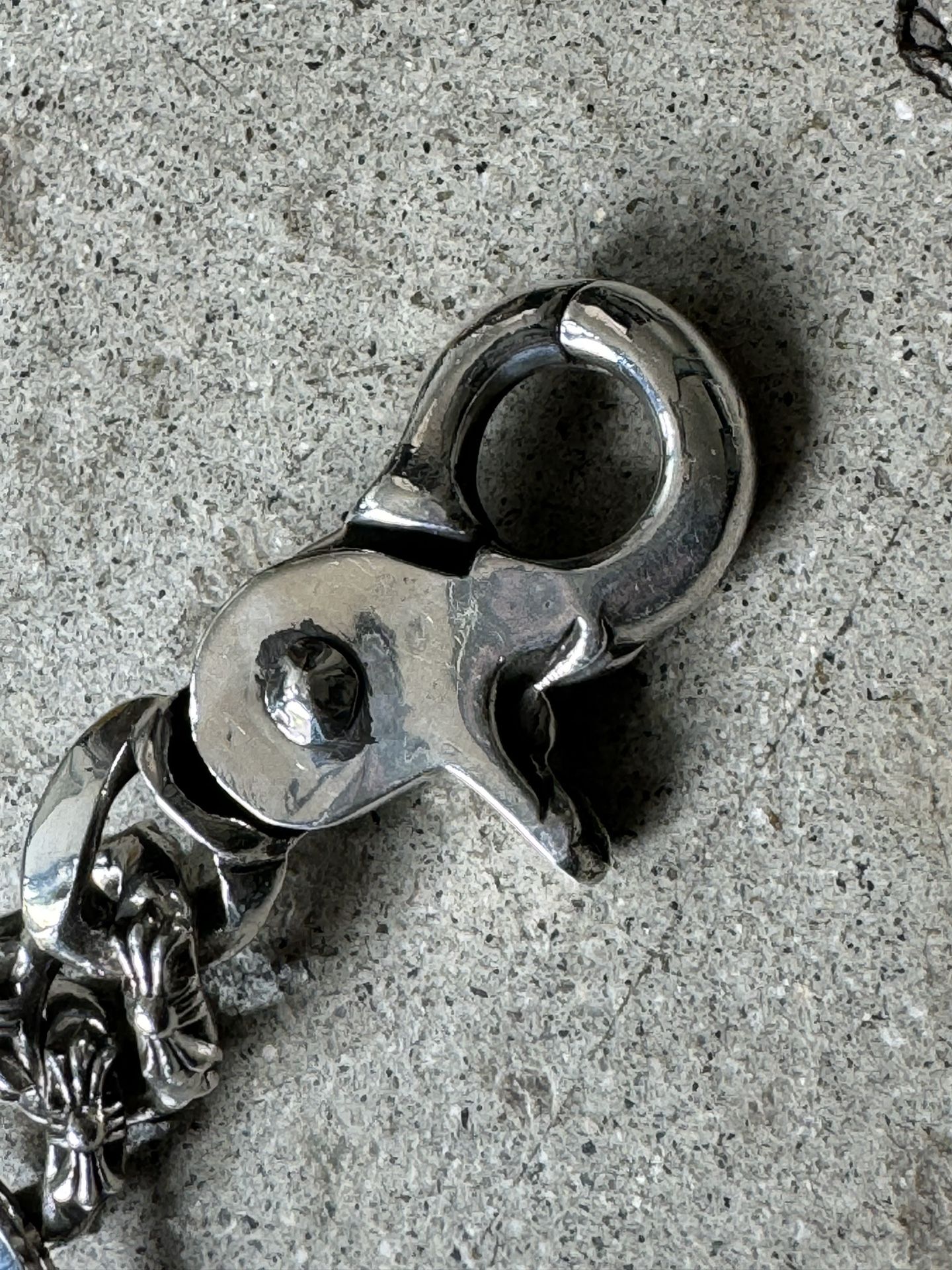chrome hearts extra fancy lobster clasp key chain holder w/ dagger