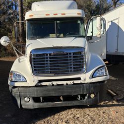 2002 Freightliner Columbia