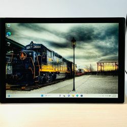 Microsoft Surface Pro Core i5-7300u 2.71GHz 4GB 120GB SSD Fully Functional