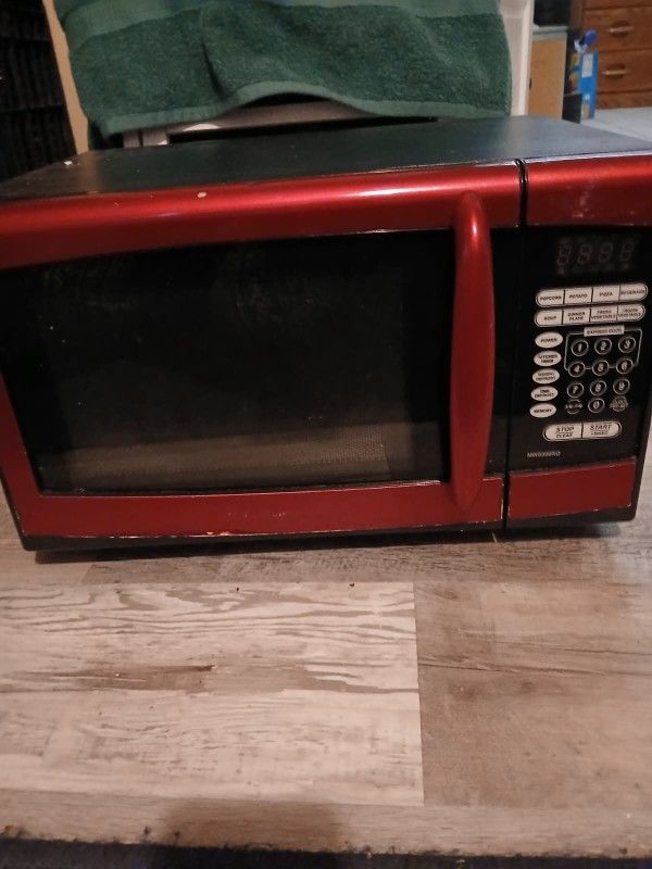 Great Working Red Microwave
