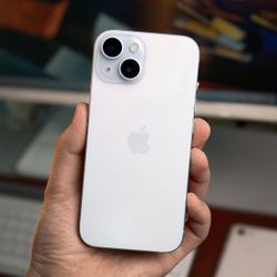 iPhone 15 128GB Unlocked 