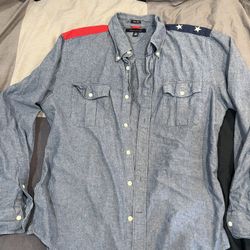 Tommy Hilfiger blue denim button up shirt with American flag on back. Size L #denim #americana
