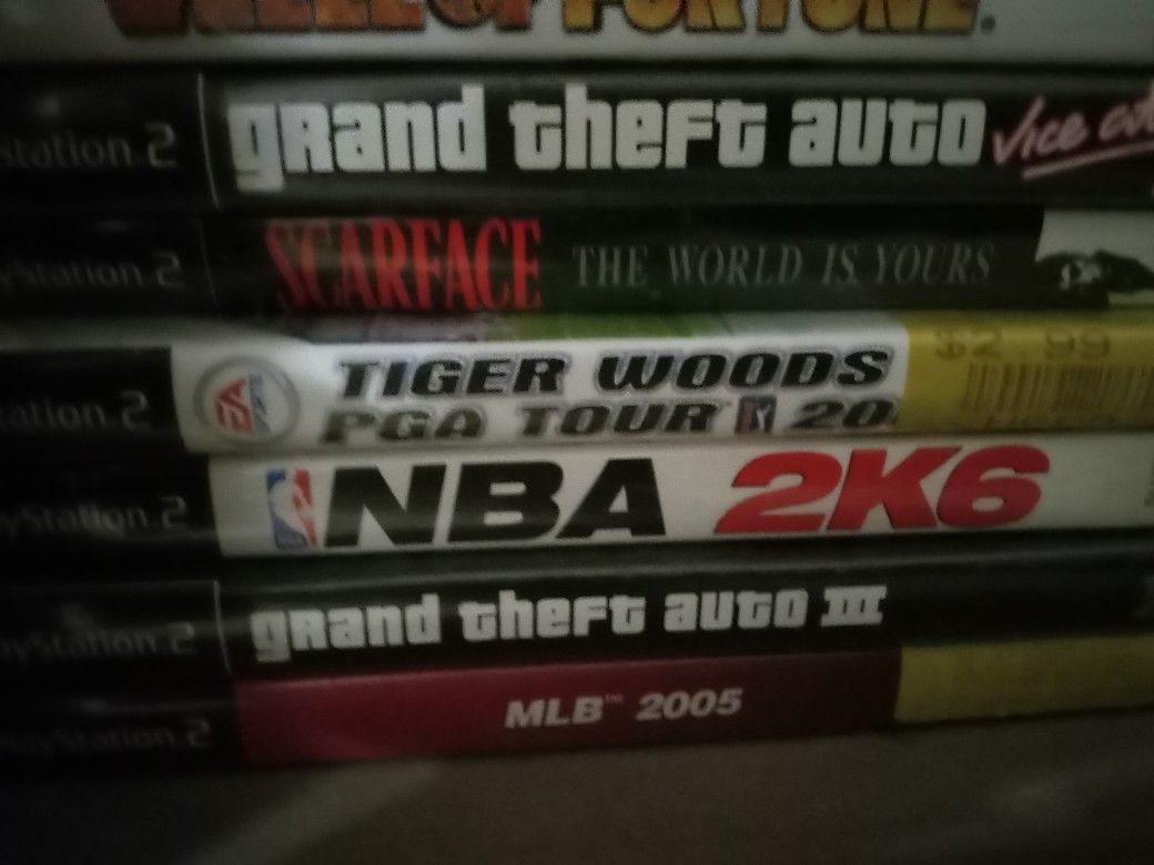 The Original grand Theft auto PS2, Scarface PS2, Tiger Woods PGA, NBA 2K6, Grand Theft Vice City
