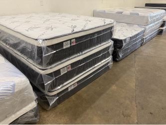 Queen Bamboo Pillow Top Mattress and Boxspring!