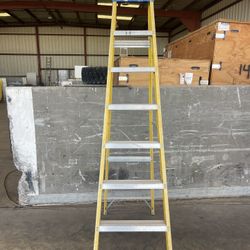 Louisville 8’ Ladder, Type 1, 250#