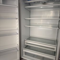 Sub Zero Refrigerator