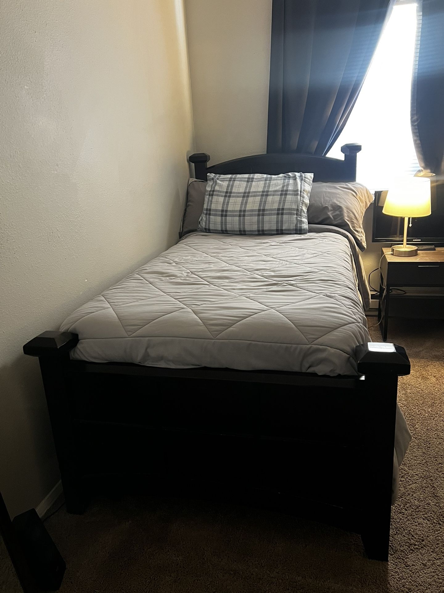 Twin Bed