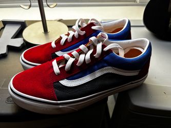 size 6 Vans Old Skool Low-Top Sneakers size 6