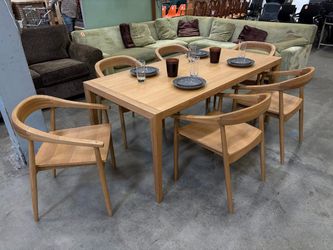 Natural Finish Solid Maple Mid-Century Style Dining Set with 6 Curved Back Chairs (Set of 7)