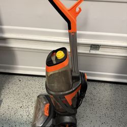 Bissell Carpet Cleaner 