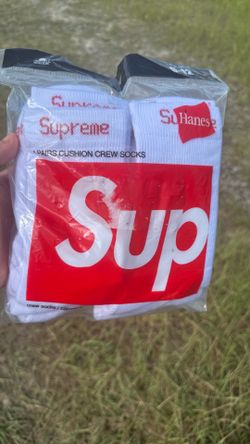 Supreme Socks
