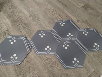 Peel and Stick Tiles, 18 Count