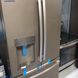 GE Counter Depth French Door Refrigerator 