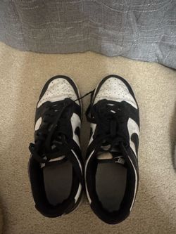 Panda dunks men 7 women 8.5