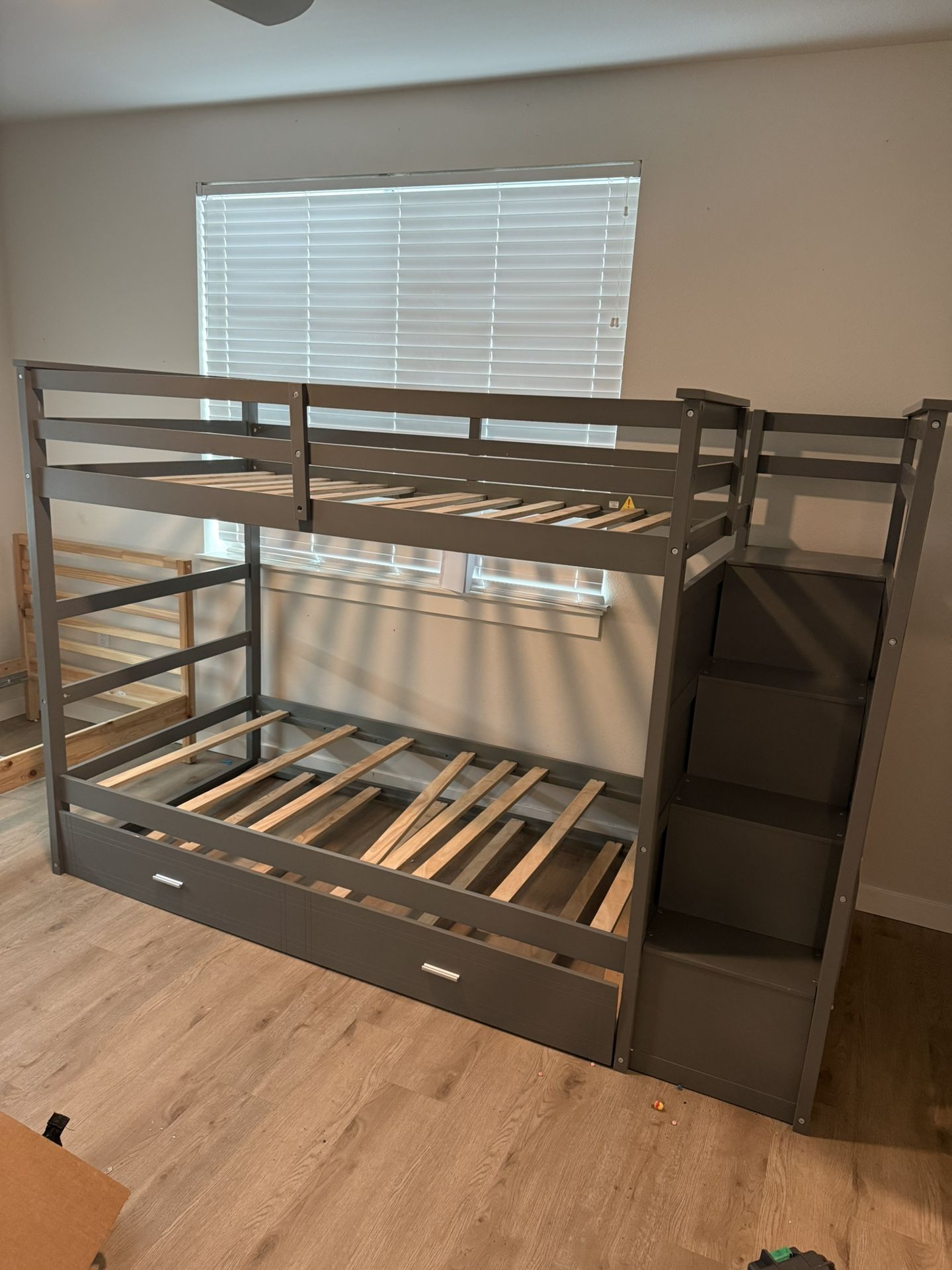 Bunk Bed /2twin Mattress