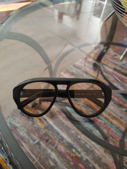 Elliss Johnson sun glasses