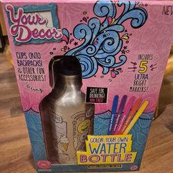 Water Bottle Coloring Kit