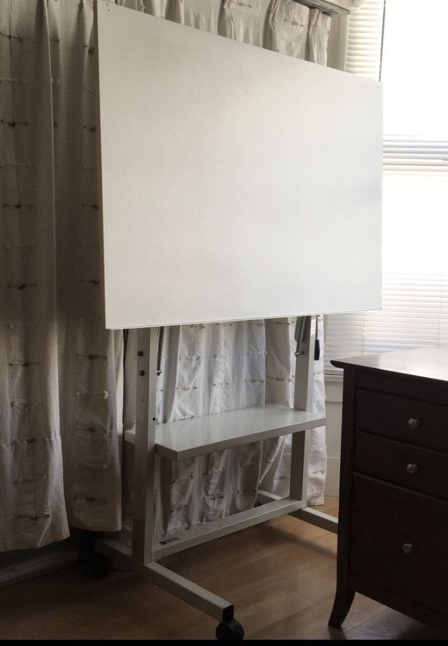 Art design table, adjustable height and angle. desktop 31”x47”. thicken and stronger, good quality!f
