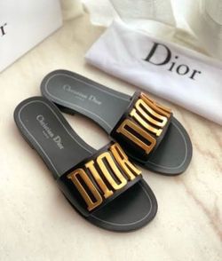 Black Sandals Size 8