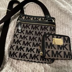 MK purse/ wallet 